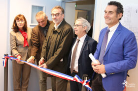 Edith PUGLIERINI, représentante de l’ARS (Agence Régionale de Santé) BFC, Dr Yves BEAUVALOT, psychiatre, Jean-Yves PIAN, Président du Conseil de Surveillance, Dr Gérard MILLERET, Président de la CME et François MARTIN, Directeur du CHLC