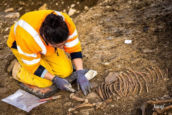 Visite des fouilles archéologiques au CHLC